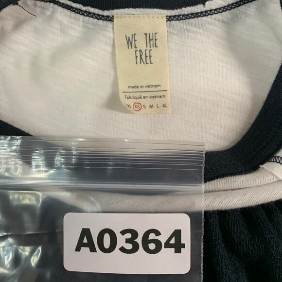 Free People XS Oversized Friday Fever Pullover Blouse Colorblock Kimono Sleeve - Picture 8 of 8